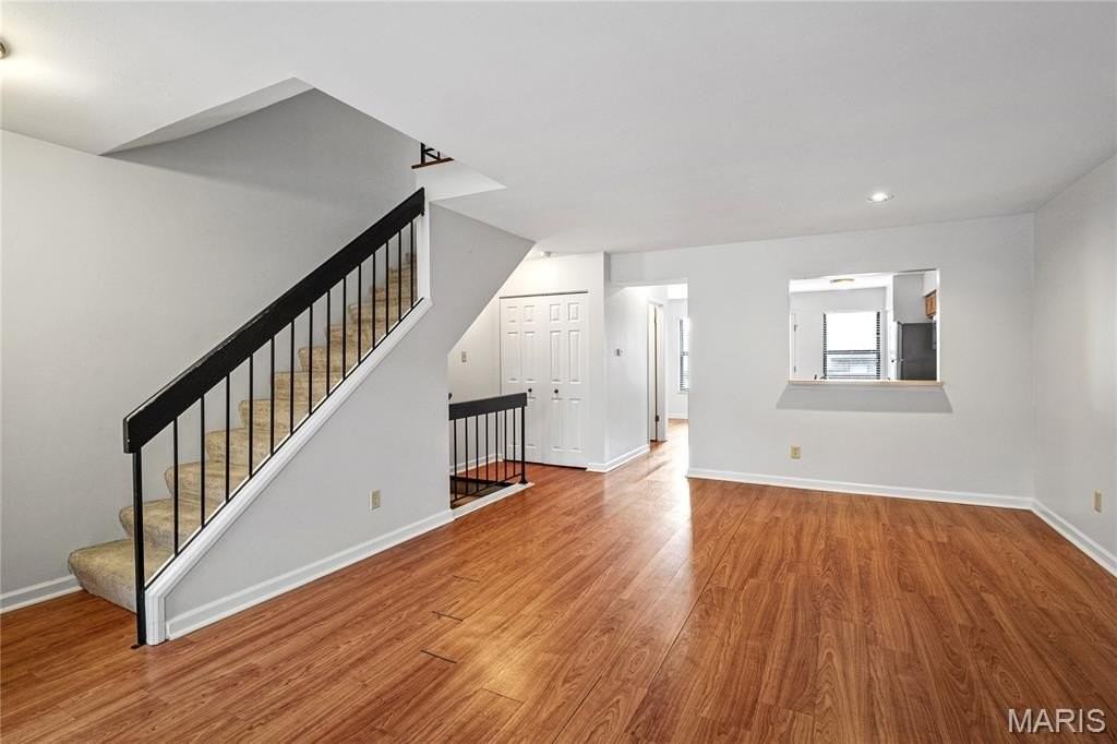 707 Forest Trace Dr #E - Photo 3 of 47