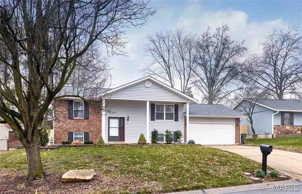 21 Universal Dr - Photo 3 of 27