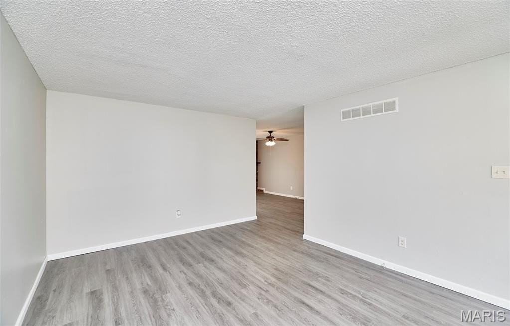 6918 Candlewick Way - Photo 6 of 29