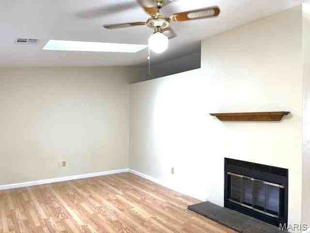 89 Peachtree Ln - Photo 5 of 11