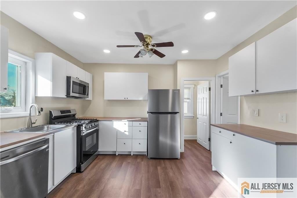 124 S 7th Ave #2 - Photo 3 of 9