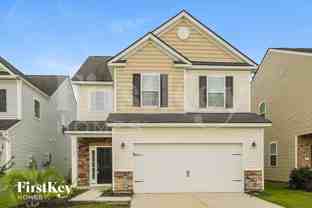 732 Redbud Ln - Photo 1 of 1