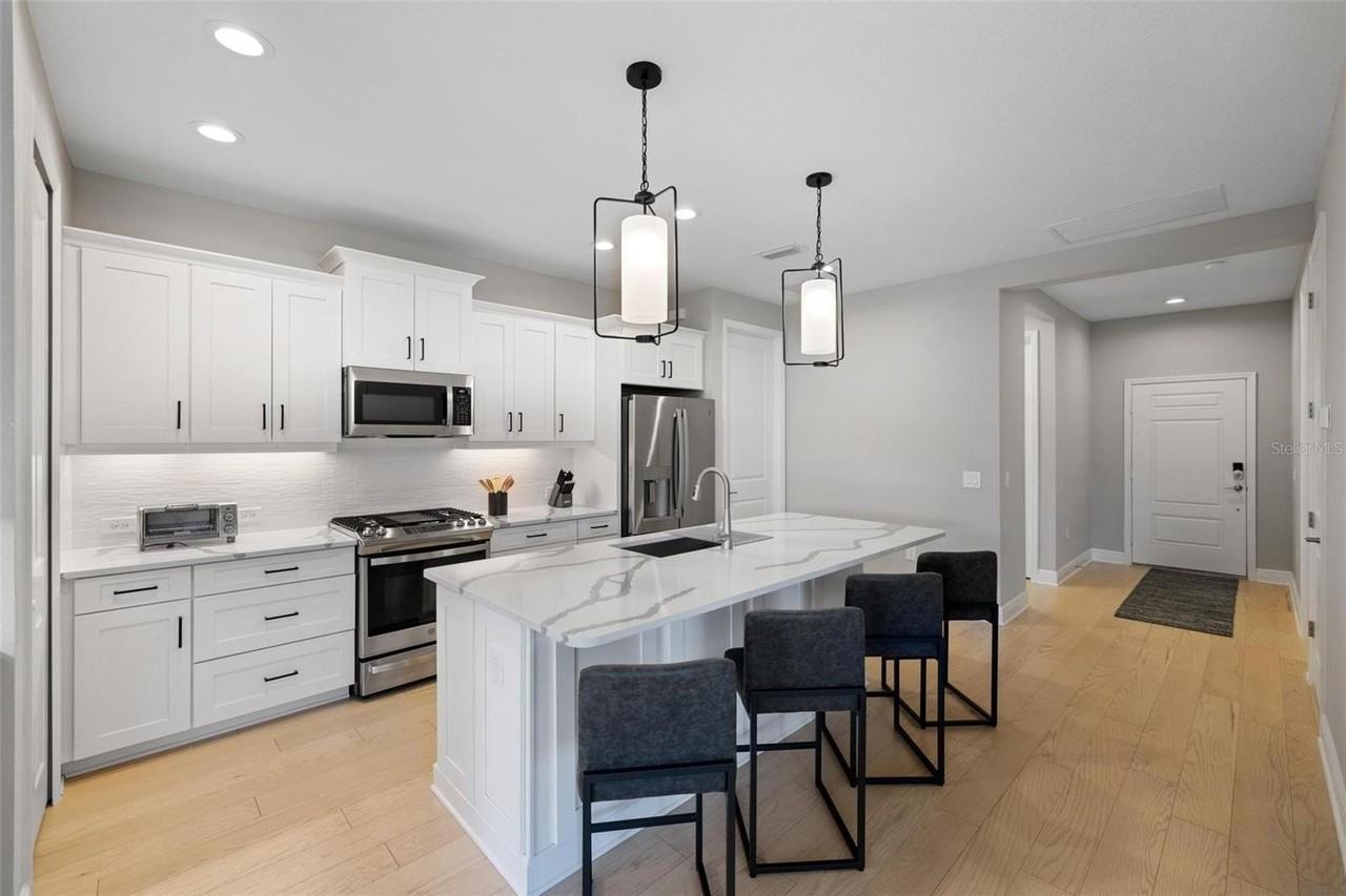 12673 Palatka Dr - Photo 4 of 50