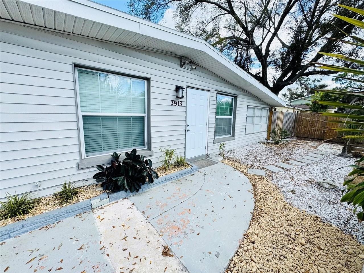 3913 S Shade Ave - Photo 5 of 50