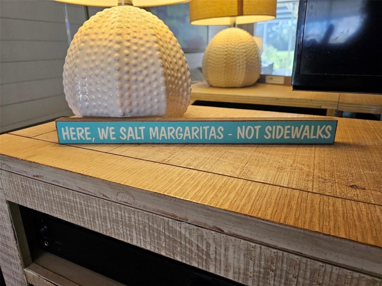 6147 43rd St W - Photo 3 of 33