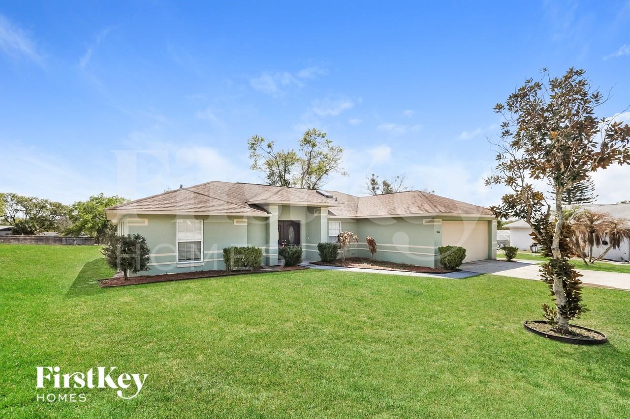944 Devonshire Way - Photo 2 of 19