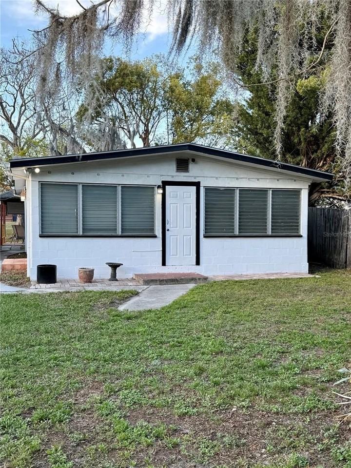 106 Mason St - Photo 5 of 20