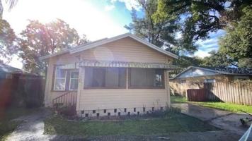 featured image of 728 Columbia St #A