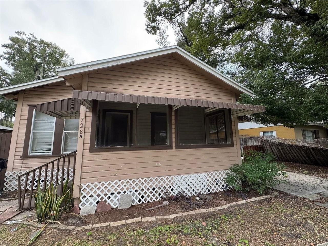 728 Columbia St #A - Photo 2 of 18