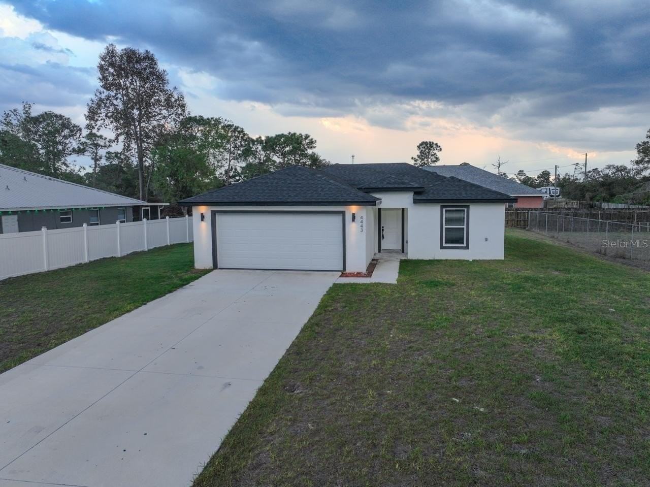 4443 Ferrari Dr - Photo 2 of 9