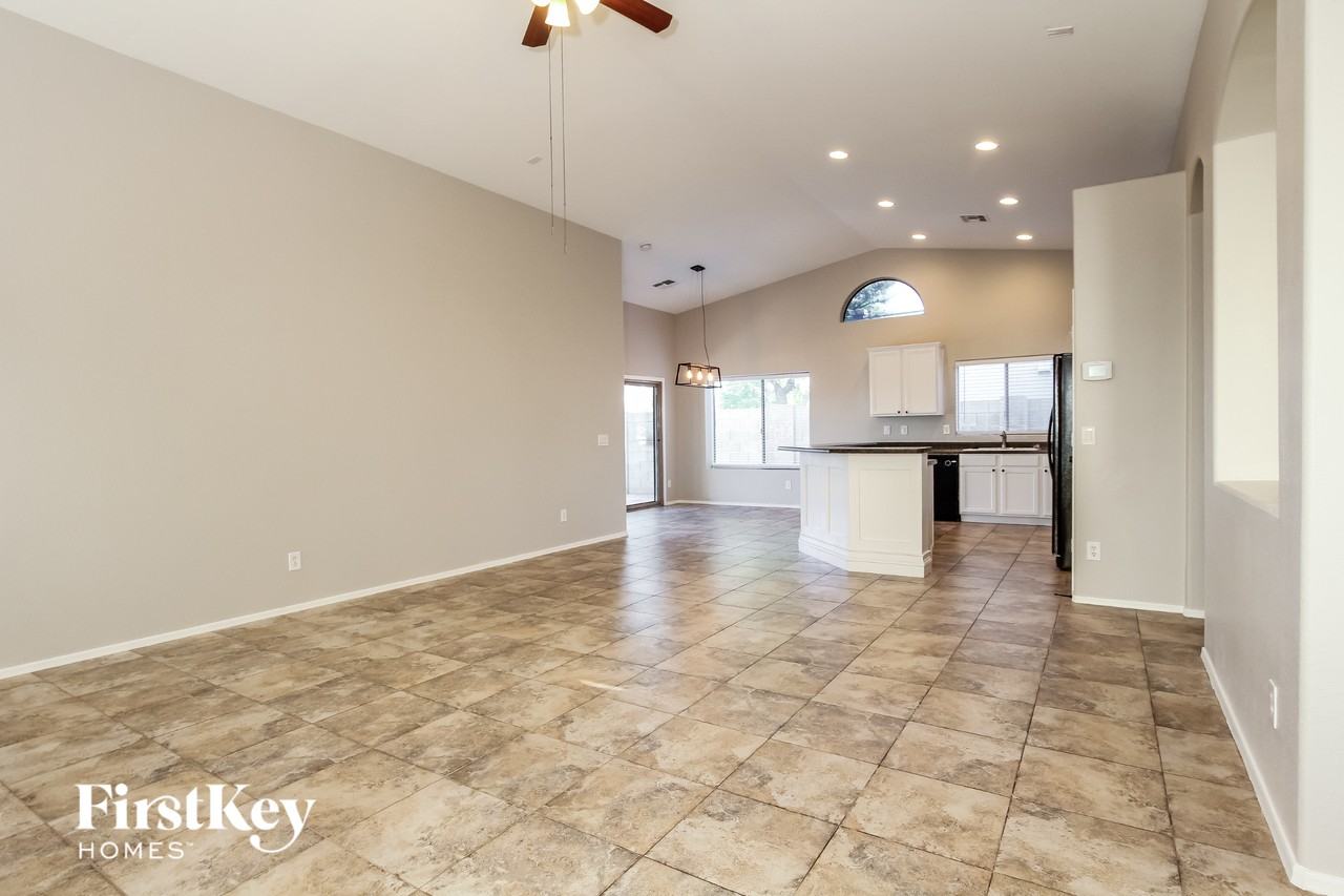 14521 N 145th Dr - Photo 2 of 15