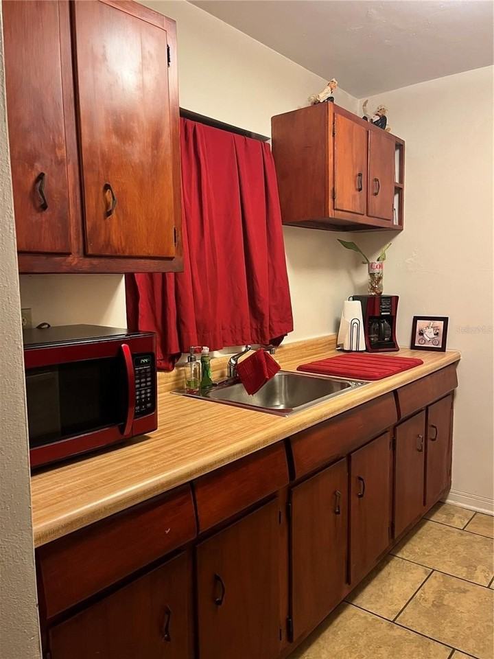 3065 Lake June Blvd - Photo 7 of 22