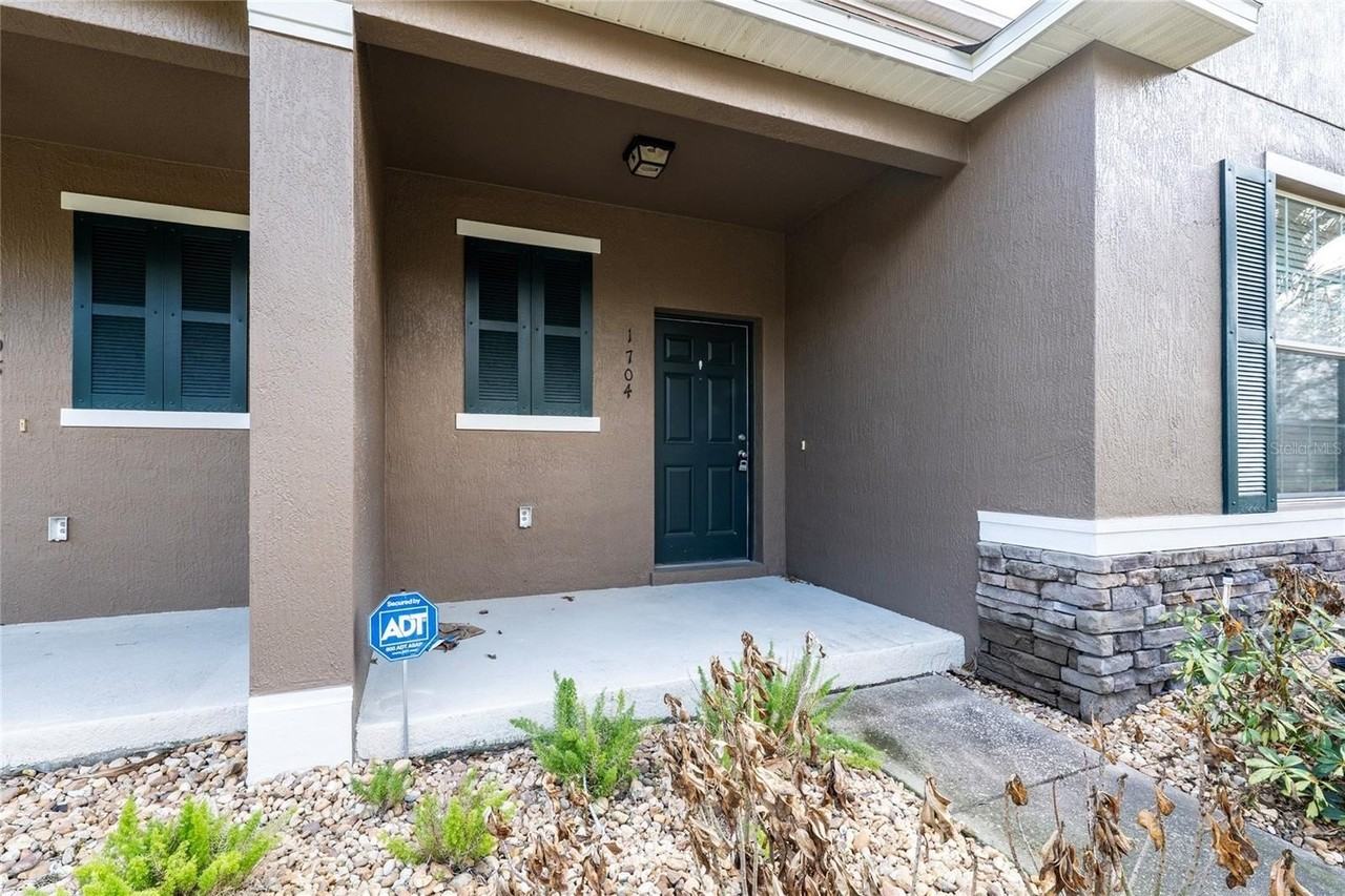 1704 Buckeye Falls Way - Photo 2 of 26