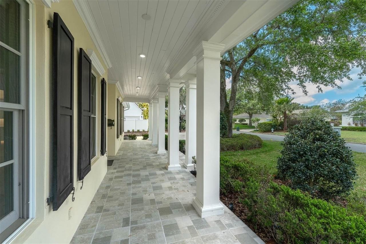 1860 Via Contessa - Photo 5 of 50