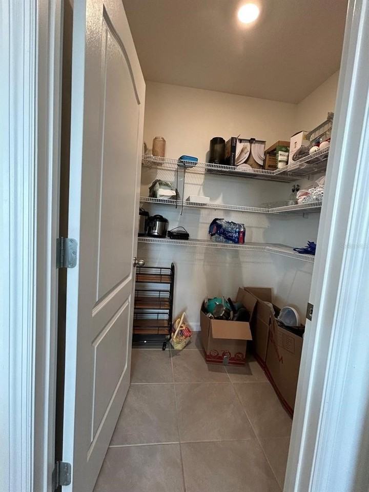 3841 Royal Azalea Way - Photo 5 of 33