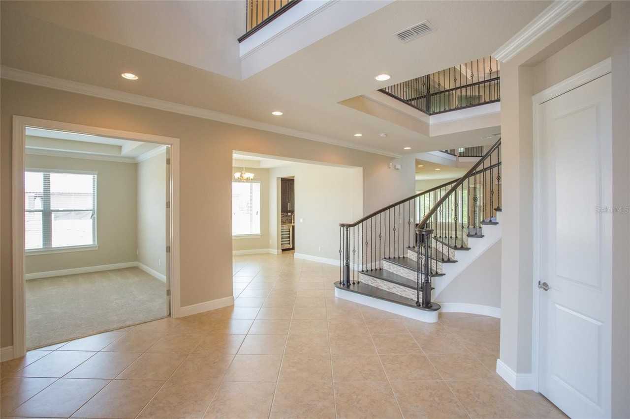 11712 Savona Way - Photo 4 of 35