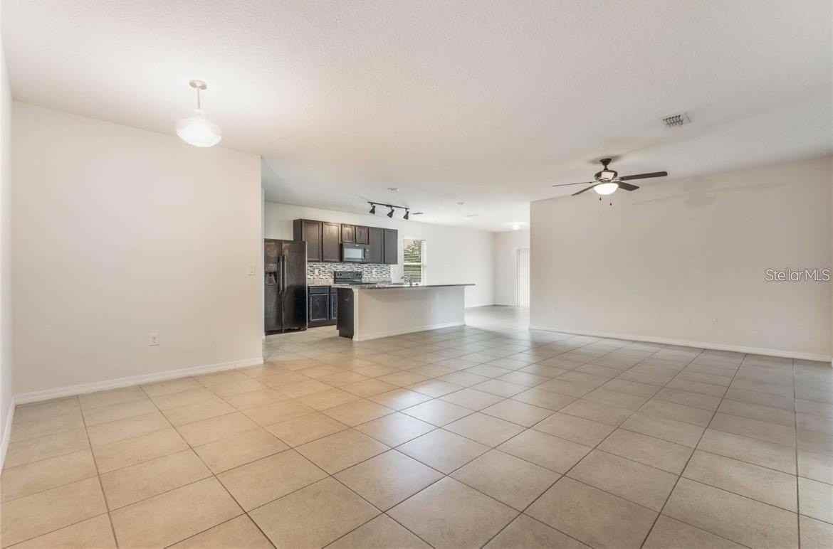 3059 Sangria St - Photo 7 of 30