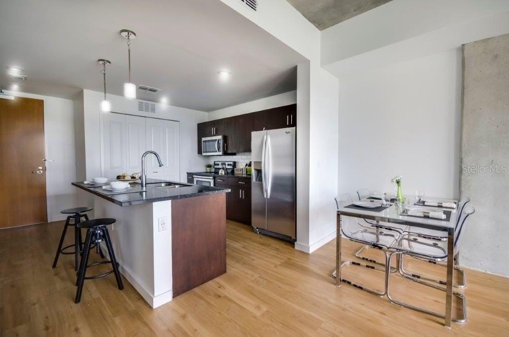 100 Lake Ave ## 2 - Photo 3 of 26