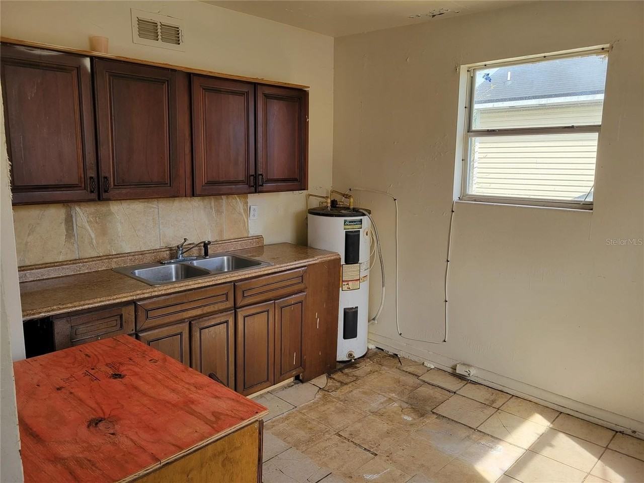 1783 W 3rd St - Photo 7 of 8