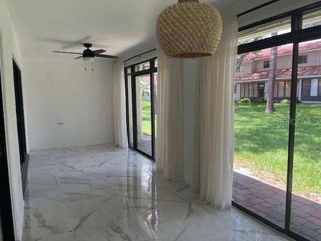 8217 Breeze Cove Ln - Photo 4 of 23