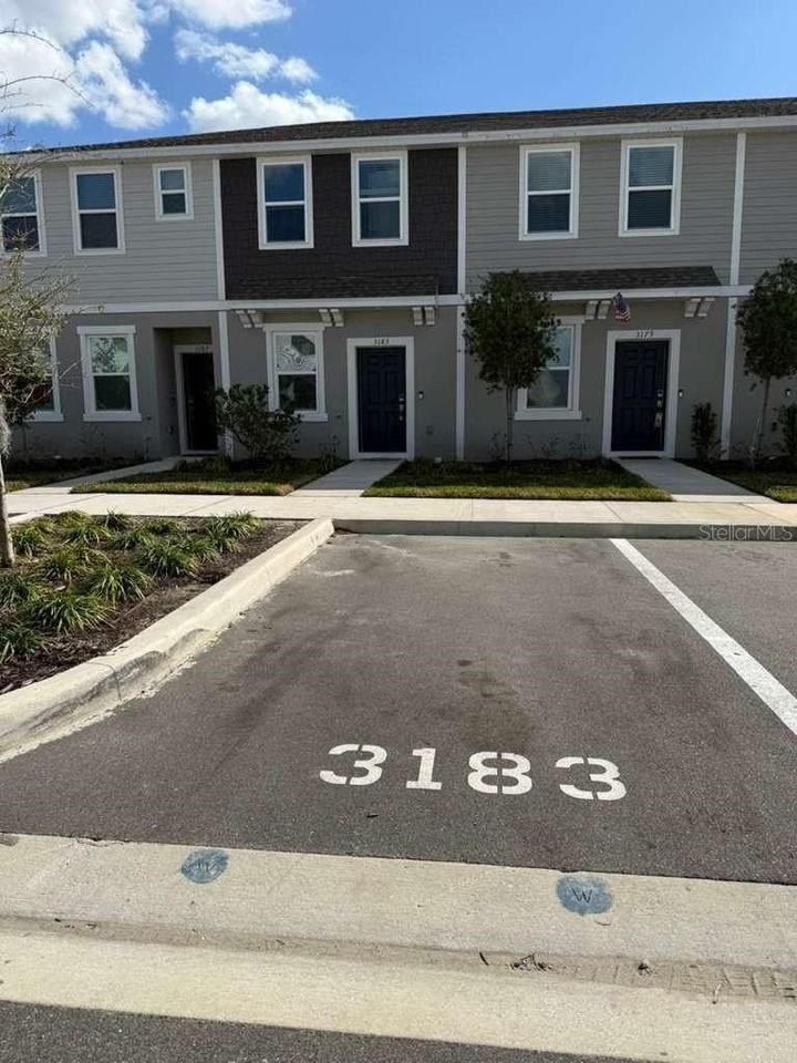 3183 Skyline Loop - Photo 3 of 18