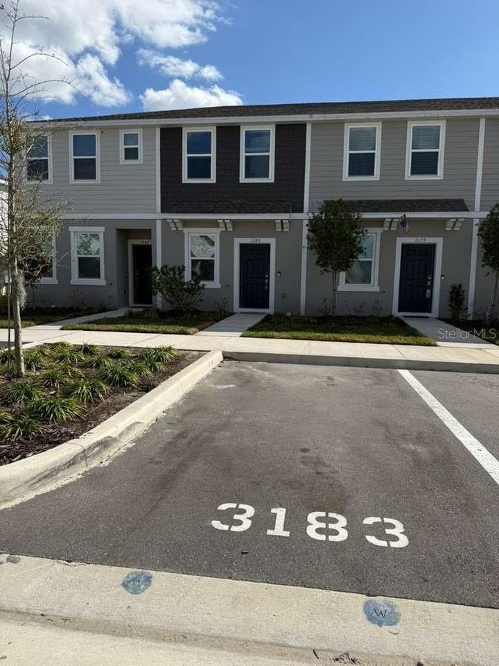 3183 Skyline Loop - Photo 4 of 18