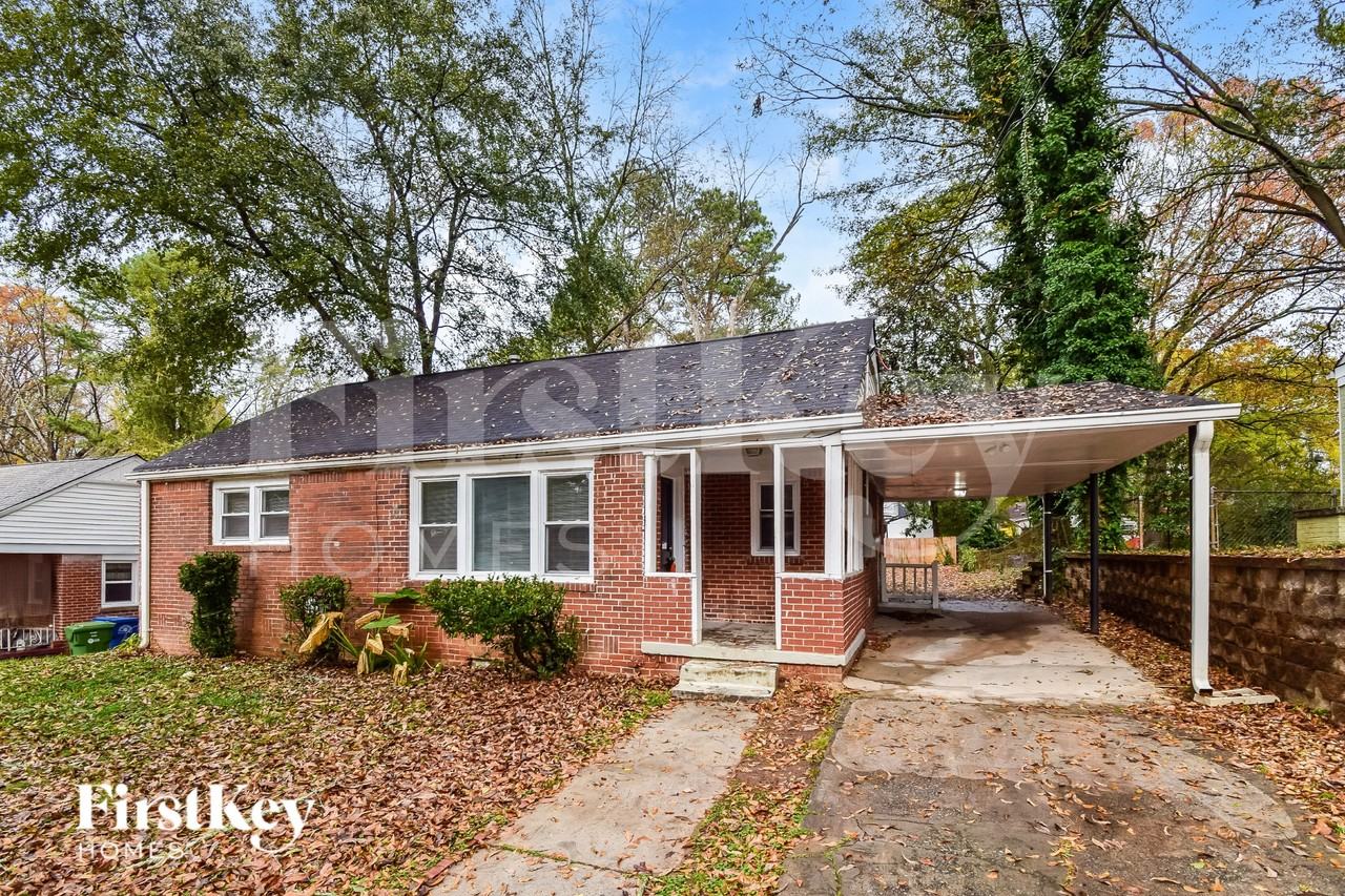1837 Oakmont Dr Nw - Photo 2 of 15