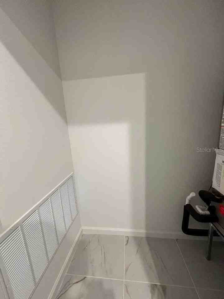 9872 Walkway Dr - Photo 6 of 19