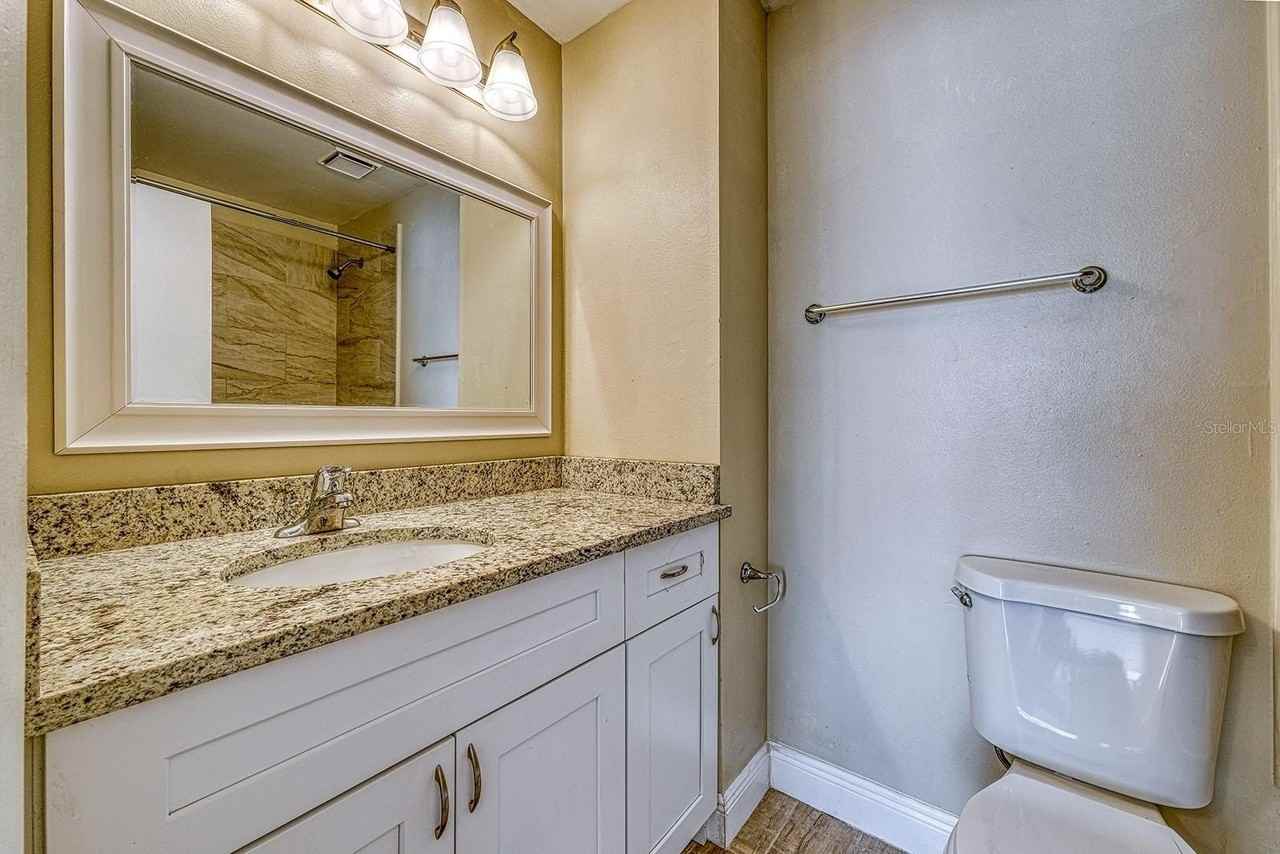 283 Gardner Ln #D - Photo 6 of 8