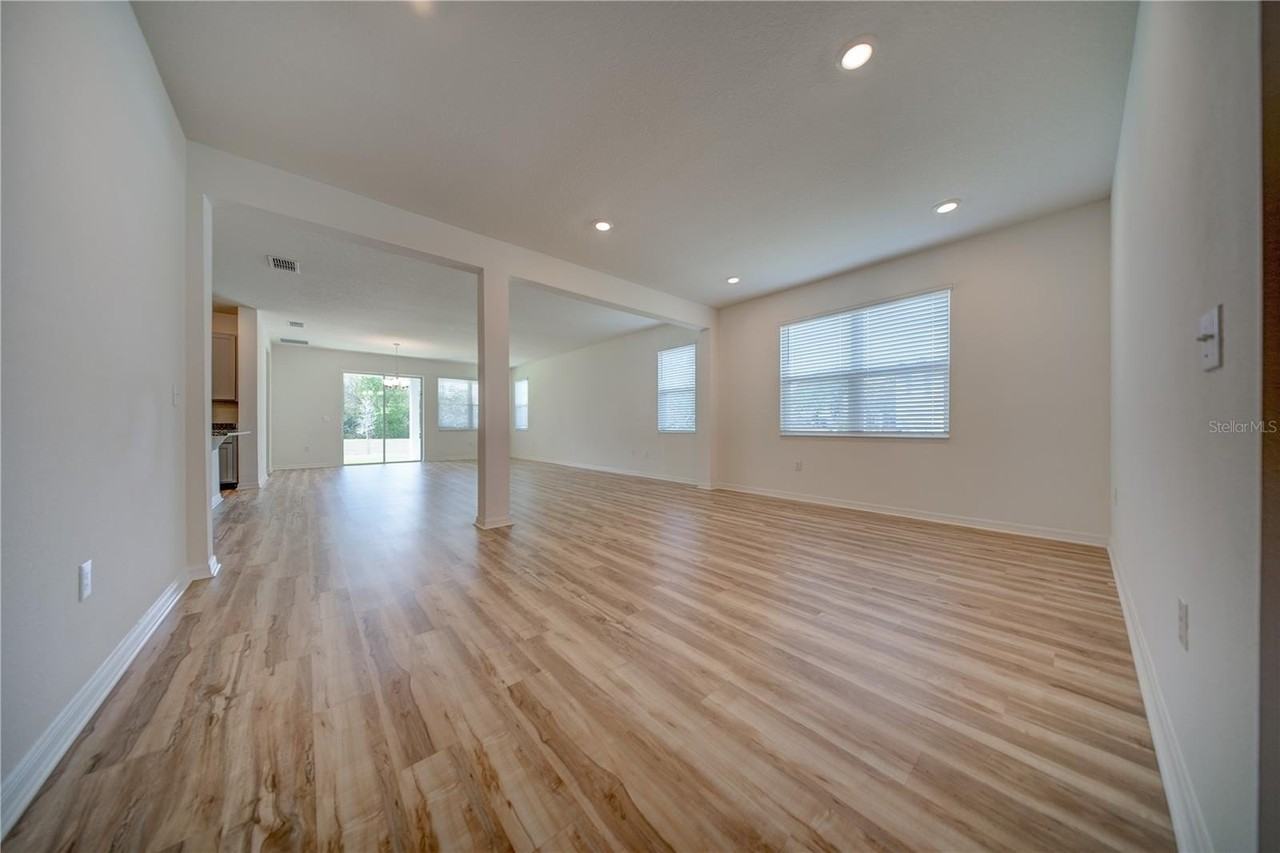 16300 Winding Preserve Cir - Photo 5 of 29