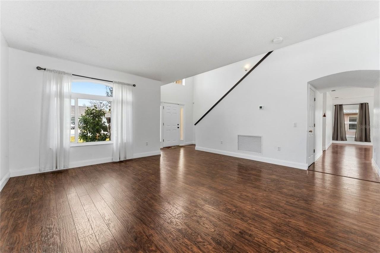 637 Bittern Ct - Photo 5 of 34