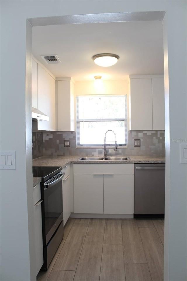 10115 Wheatley Hills Ct - Photo 7 of 29