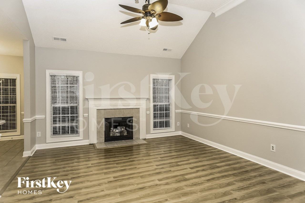 1309 Chandlersfield Dr - Photo 4 of 15