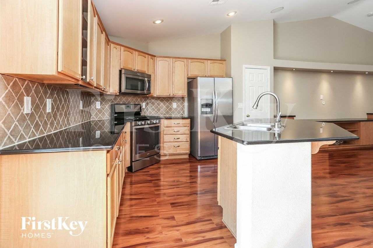 3021 Blush Noisette Ave - Photo 5 of 14