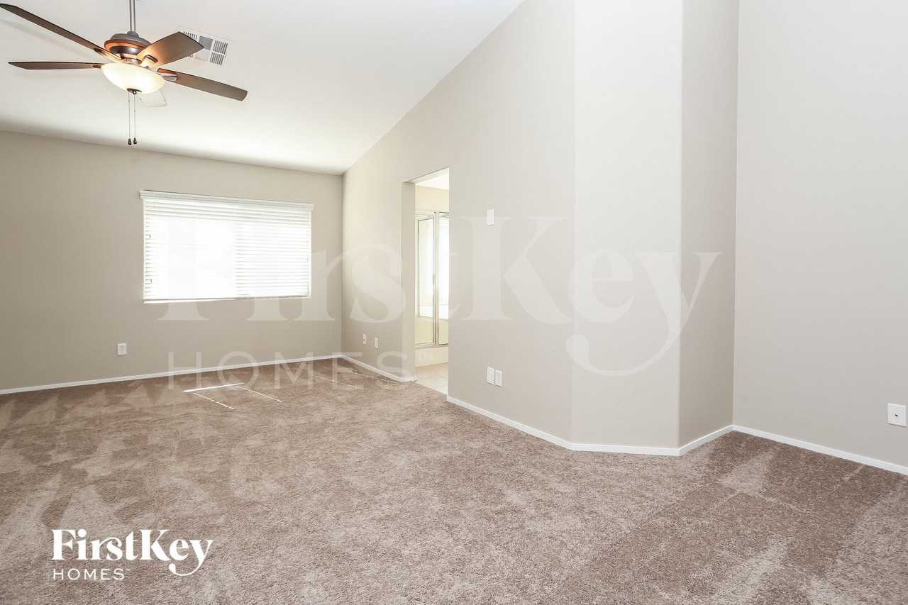 3021 Blush Noisette Ave - Photo 6 of 14