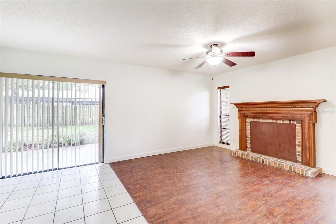 16107 Country Crossing Dr - Photo 5 of 39