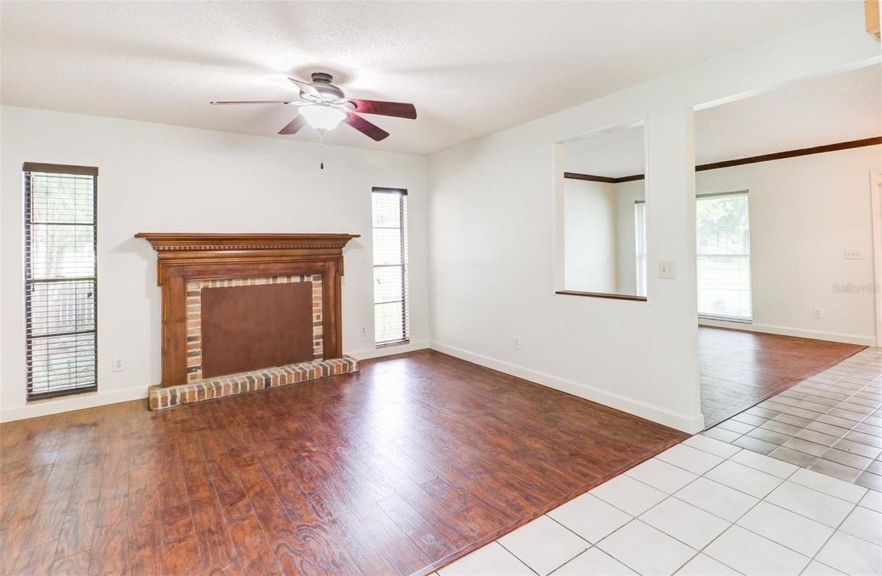 16107 Country Crossing Dr - Photo 6 of 39