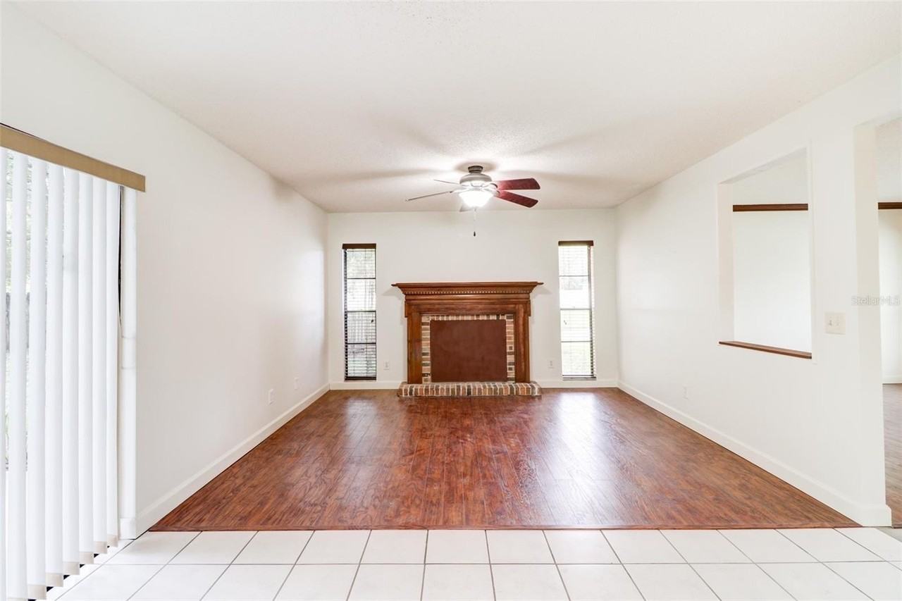 16107 Country Crossing Dr - Photo 7 of 39