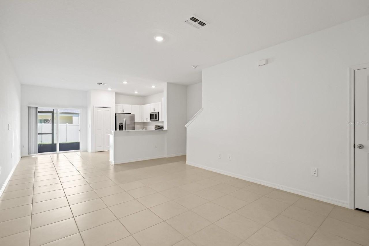 2642 Sunray Venus Way - Photo 6 of 31