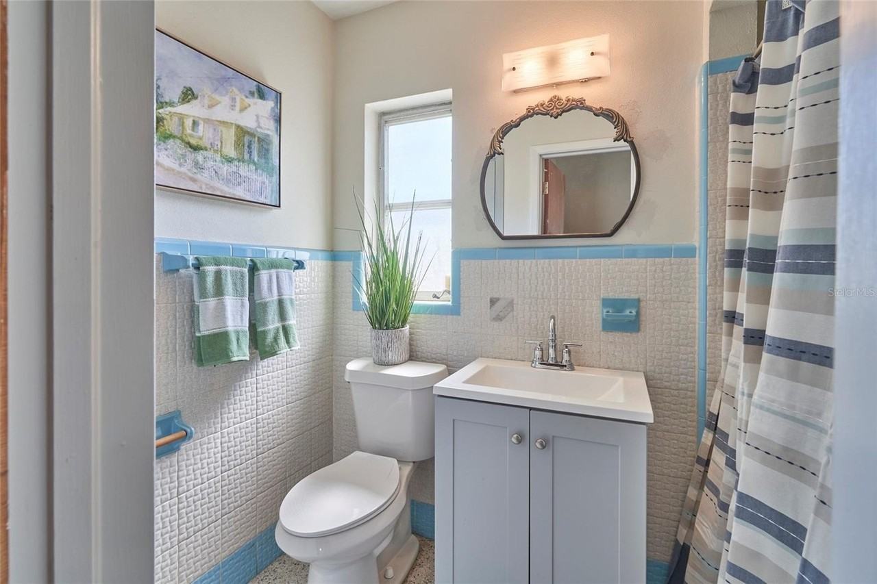 3302 W Gray St - Photo 2 of 27