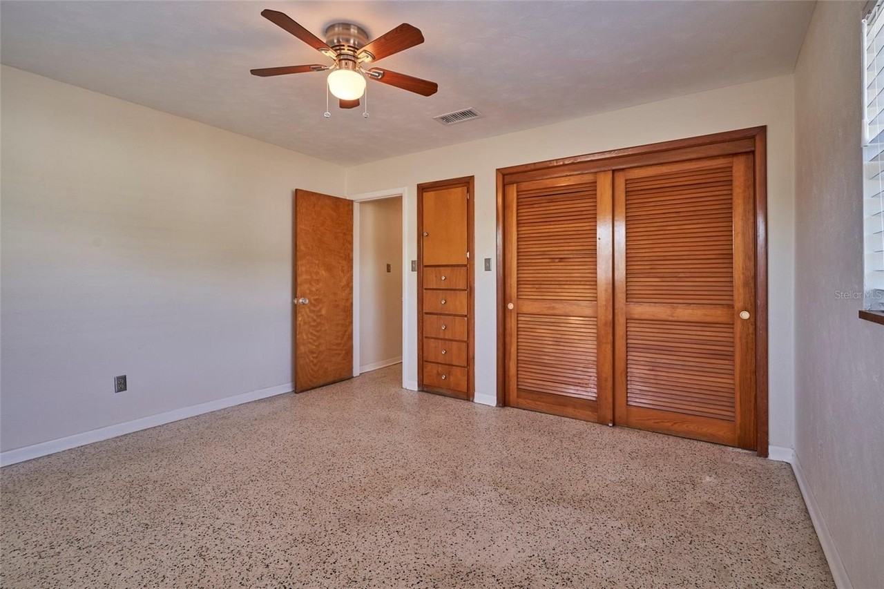 3302 W Gray St - Photo 6 of 27