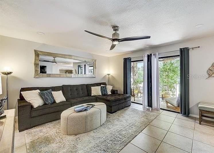 6326 Grand Bahama Cir #H - Photo 5 of 14