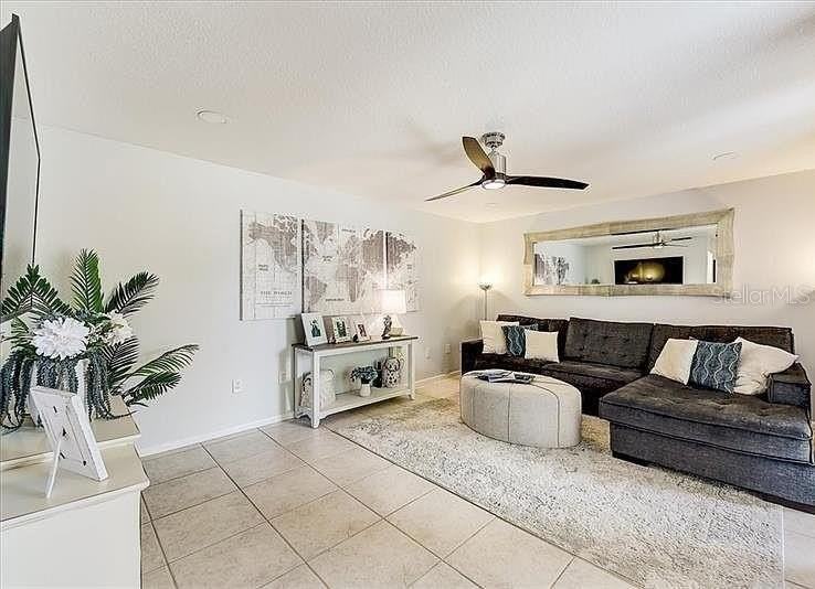 6326 Grand Bahama Cir #H - Photo 6 of 14