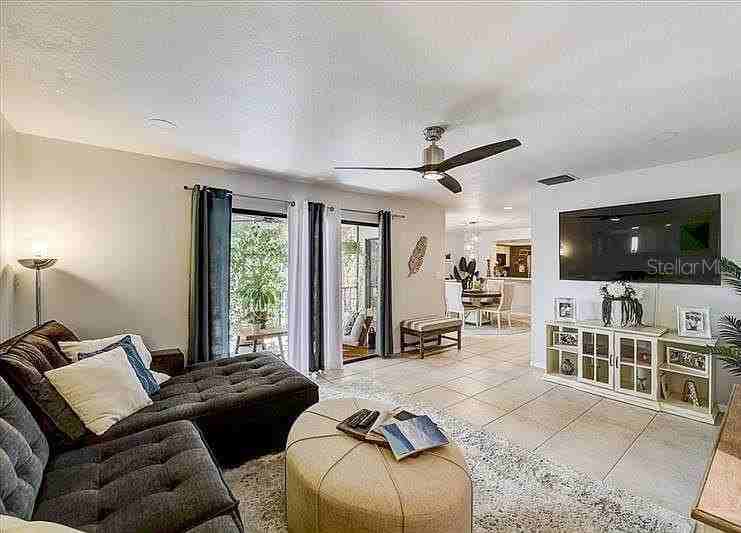 6326 Grand Bahama Cir #H - Photo 7 of 14