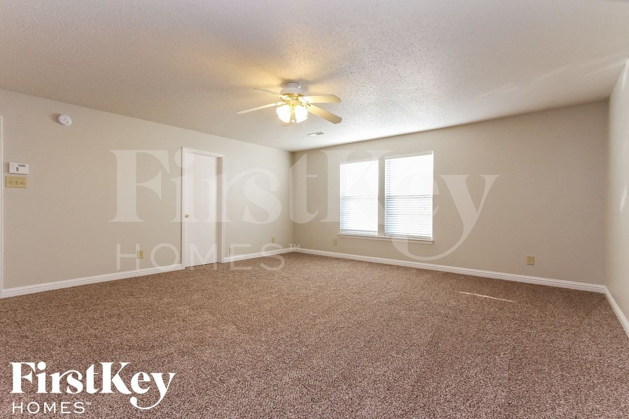 6448 Front Point Dr - Photo 6 of 15