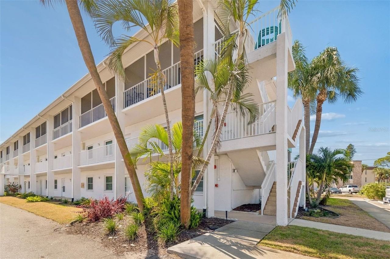 4920 38th Way S #101