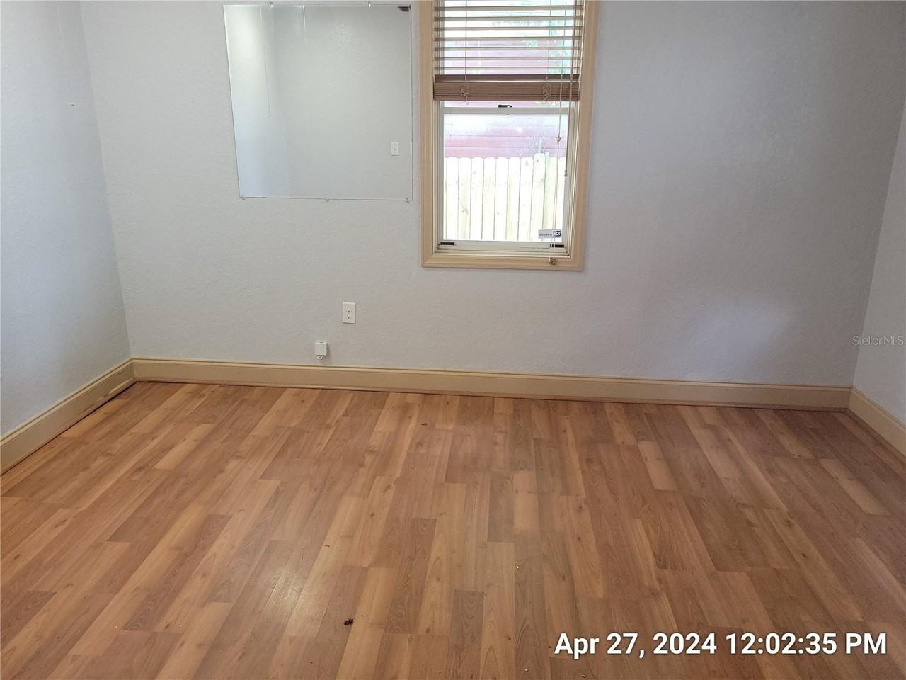 2225 E 10th Ave - Photo 7 of 12