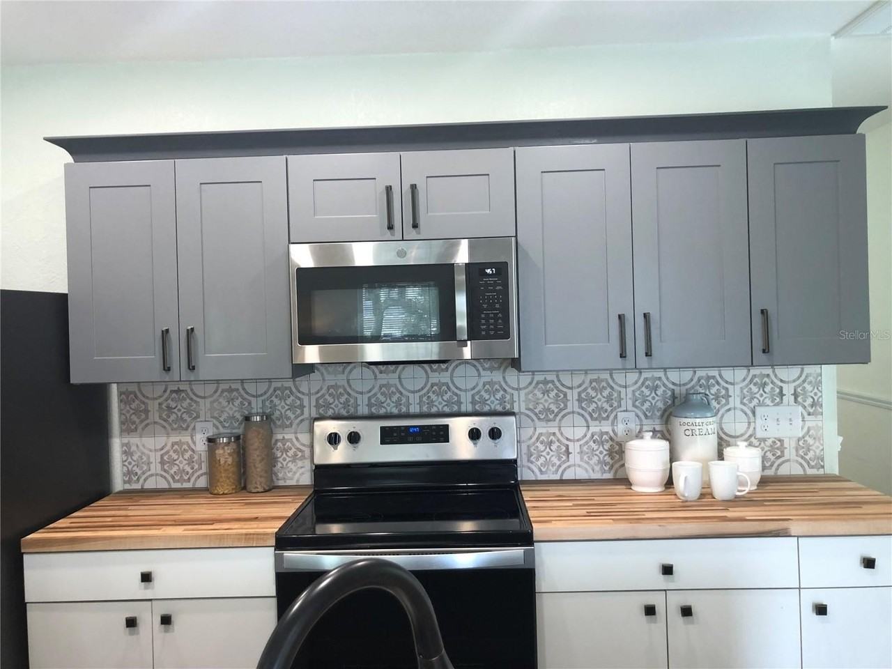 1321 W North B St - Photo 5 of 21