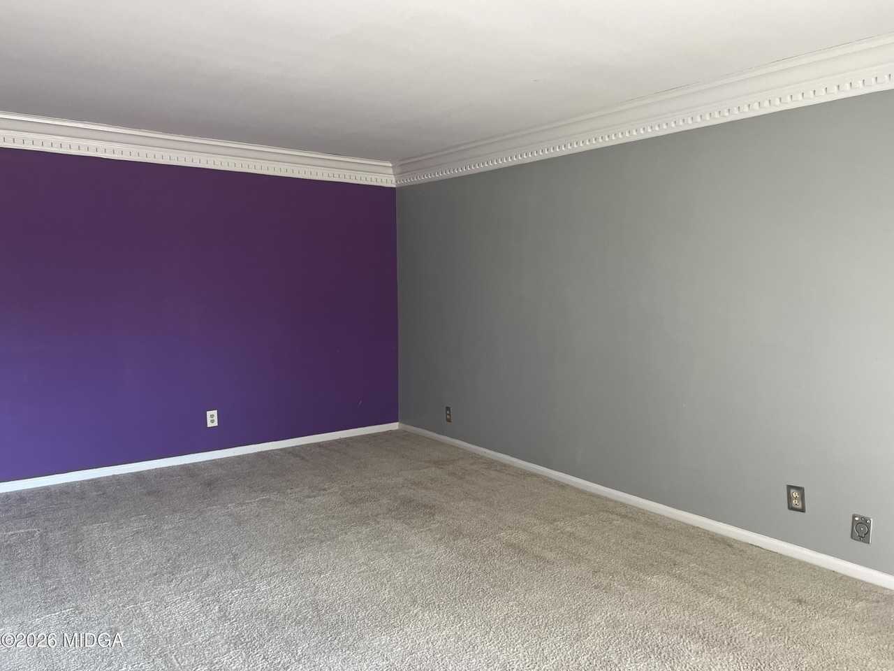 853 Captain Kell Dr - Photo 3 of 35