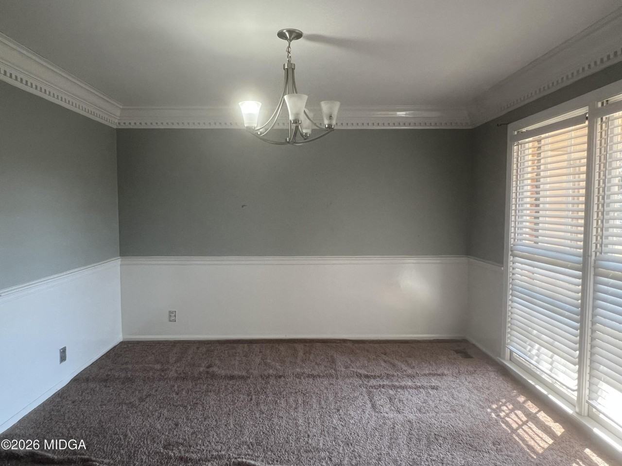 853 Captain Kell Dr - Photo 6 of 35